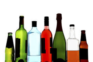 El peligro de mezclar bebidas energizantes con alcohol